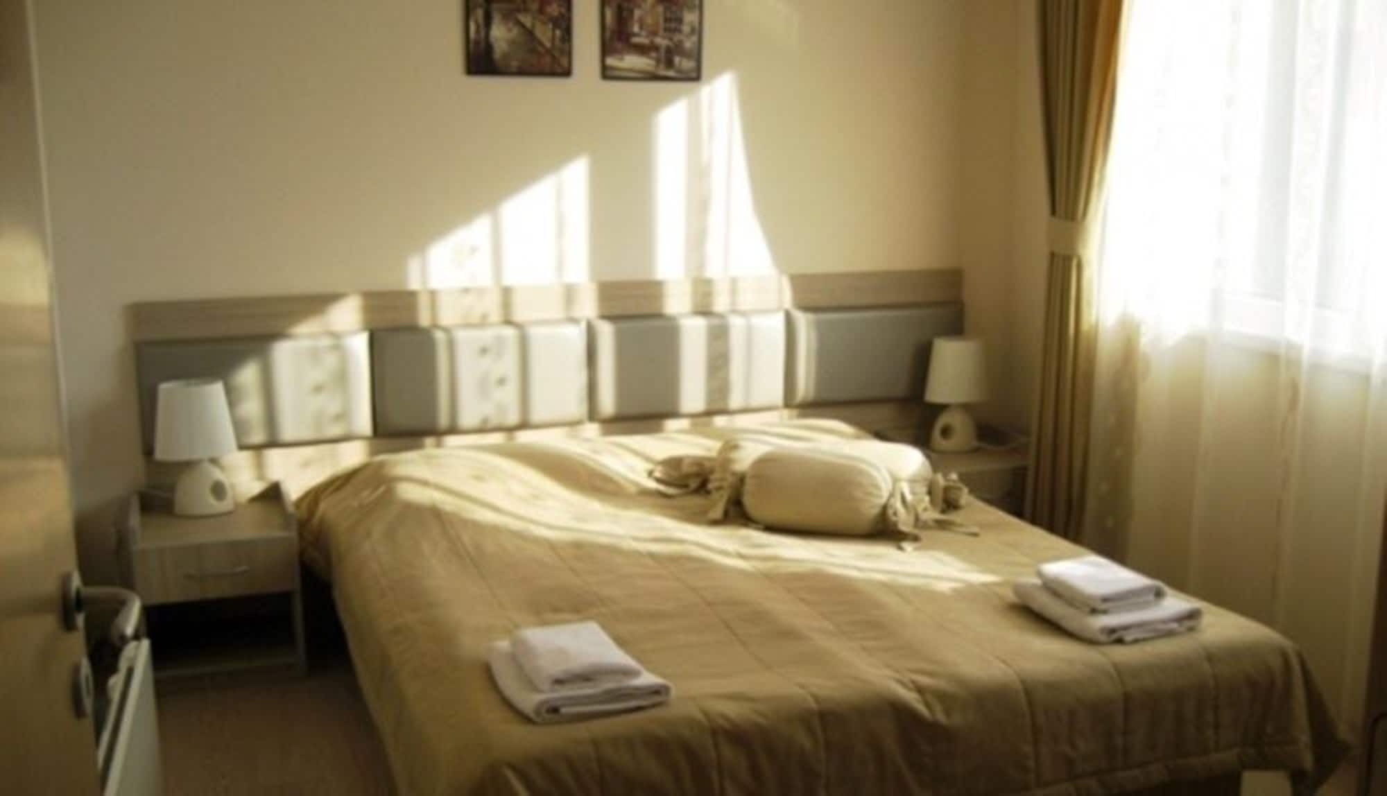 Allia Apartments Ράβντα Εξωτερικό φωτογραφία